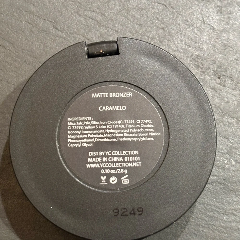 IC COLLECTION Matte Bronzer Compact